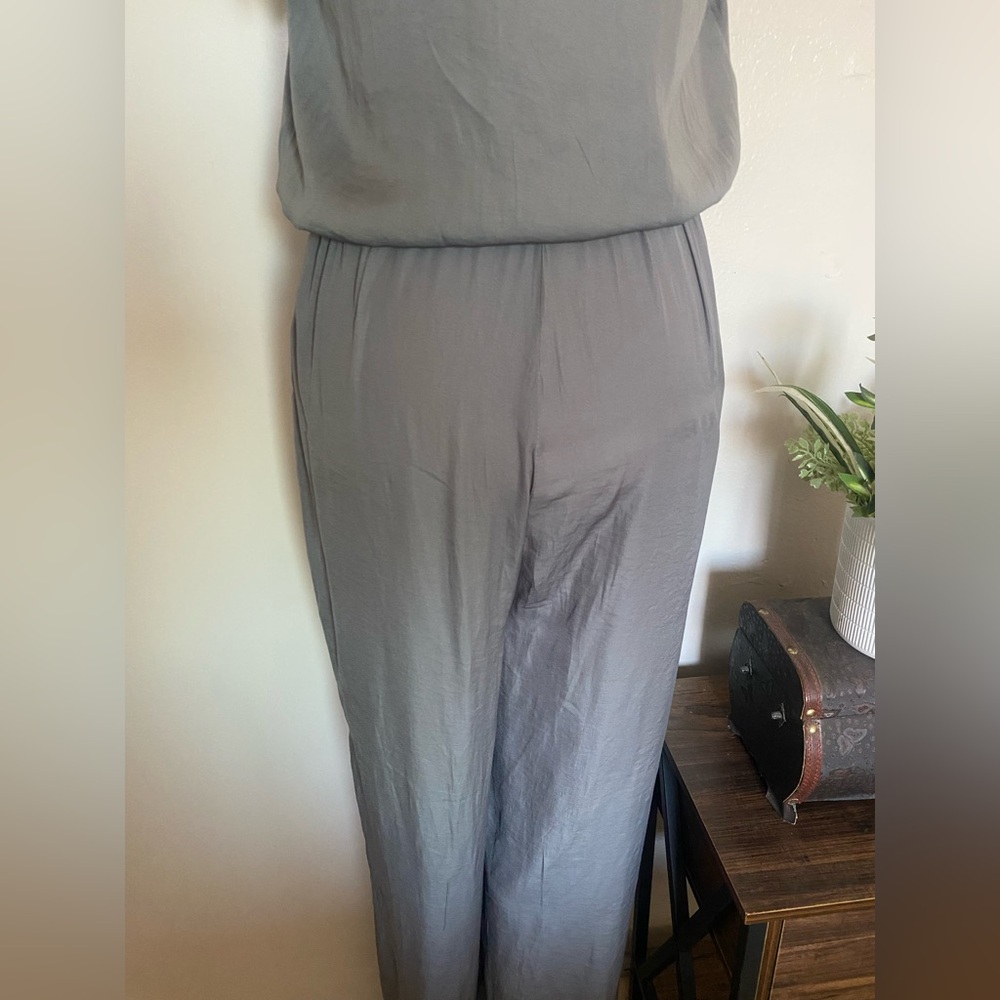 Mustard Seed Light Gray Ruffle Jumpsuit‎ - Picture 10 of 16